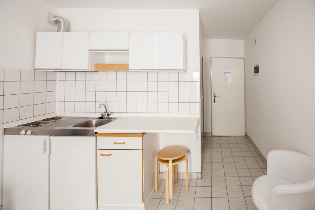 Friendly People'S Guest House Задар Екстериор снимка